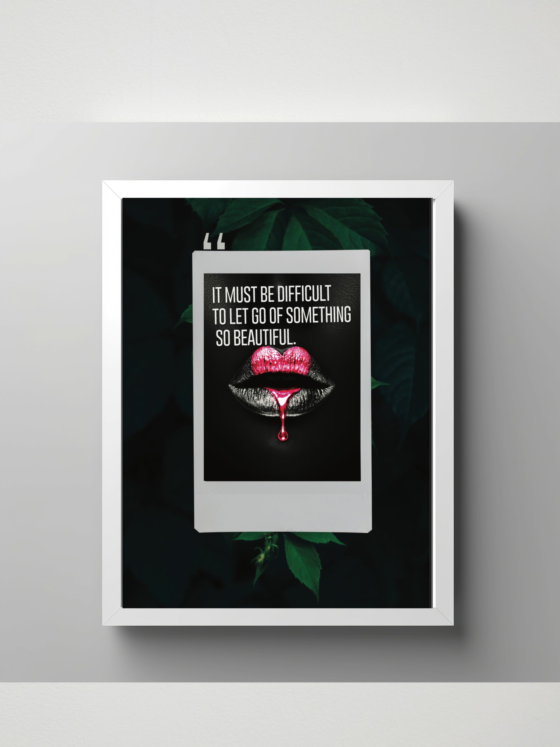 Pretty lips Wall Art Frame 12x16